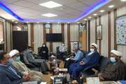 حجه الاسلام و المسلمین دکتر اعتمادی رییس ستاد اقامه نماز استان هرمزگان، با حضور در اداره کل دامپزشکی استان هرمزگان با مدیرکل و مسئول دفتر نمایندگی ولی فقیه در دامپزشکی استان، به منظور بررسی میزان تحقق برنامه‌های این ستاد و امضای تفاهم نامه، نسشت داشت.