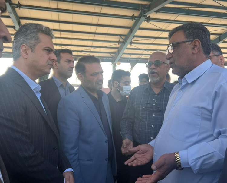 بازدید دادستان عمومی و انقلاب مرکز استان هرمزگان از وضعیت محل تخلیه ماهی در صیدگاه شهرستان بندرعباس 