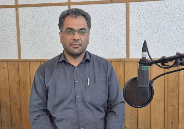 حضور سرپرست معاونت سلامت اداره کل دامپزشکی استان هرمزگان در برنامه رادیویی آهنگ تندرستی به مناسبت هفته دامپزشکی