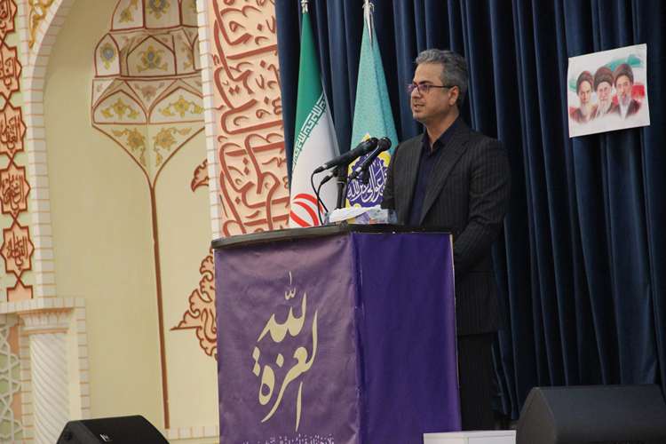 سخنرانی مدیرکل دامپزشکی استان هرمزگان، پیش از خطبه، در نماز جمعه مرکز استان به مناسبت هفته دامپزشکی