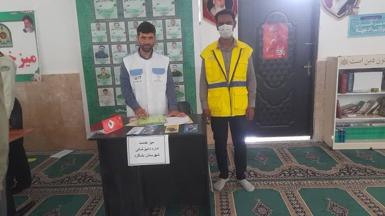 برپایی میزخدمت دامپزشکی در نماز جمعه شهرستان بشاگرد به مناسبت هفته دامپزشکی